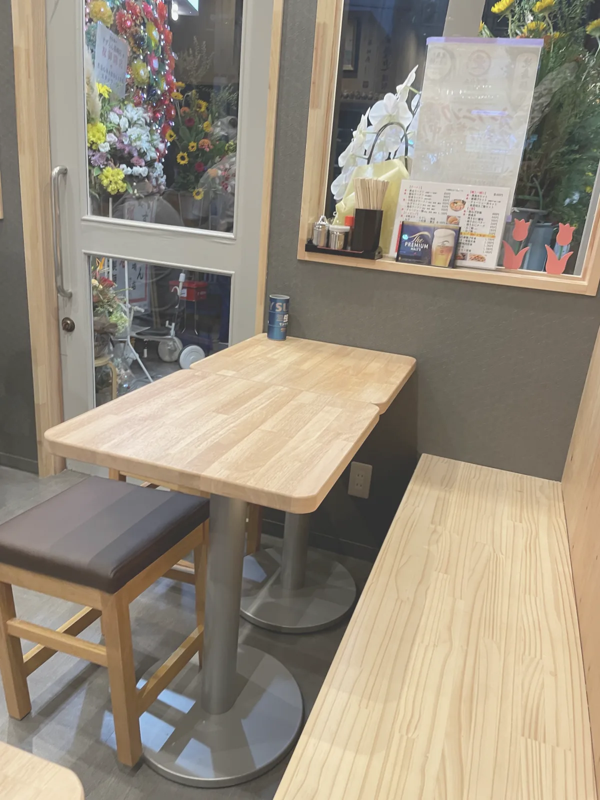 焼鳥麺や　すずらん　箱崎店の内観写真